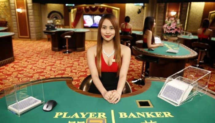 live baccarat